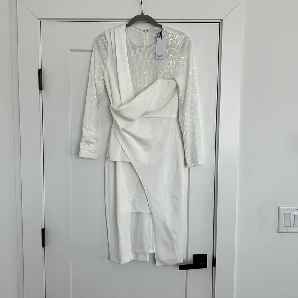 One33 Social Sequin Wrap Dress in Ivory, Size 4